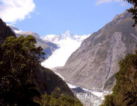 Misty Peaks Hotel Fox Glacier Exterior photo