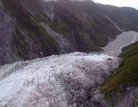 Misty Peaks Hotel Fox Glacier Exterior photo